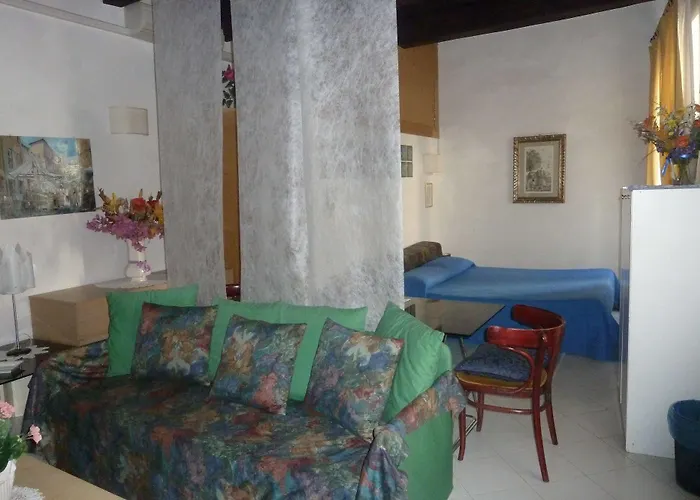 Bb Santa Rosa 2* Viterbo